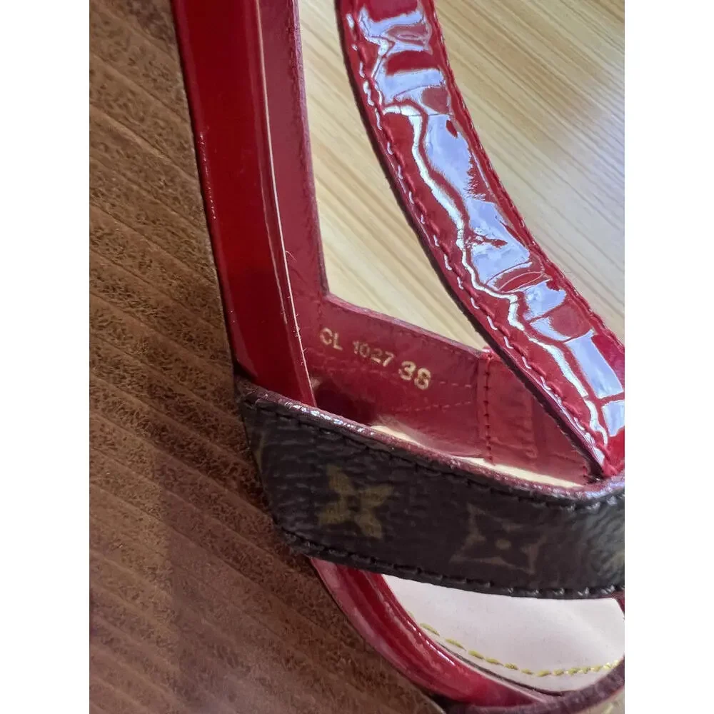 Louis Vuitton Red/Brown Cross Strap Monogram Canvas and patent Leather - Picture 4 of 4